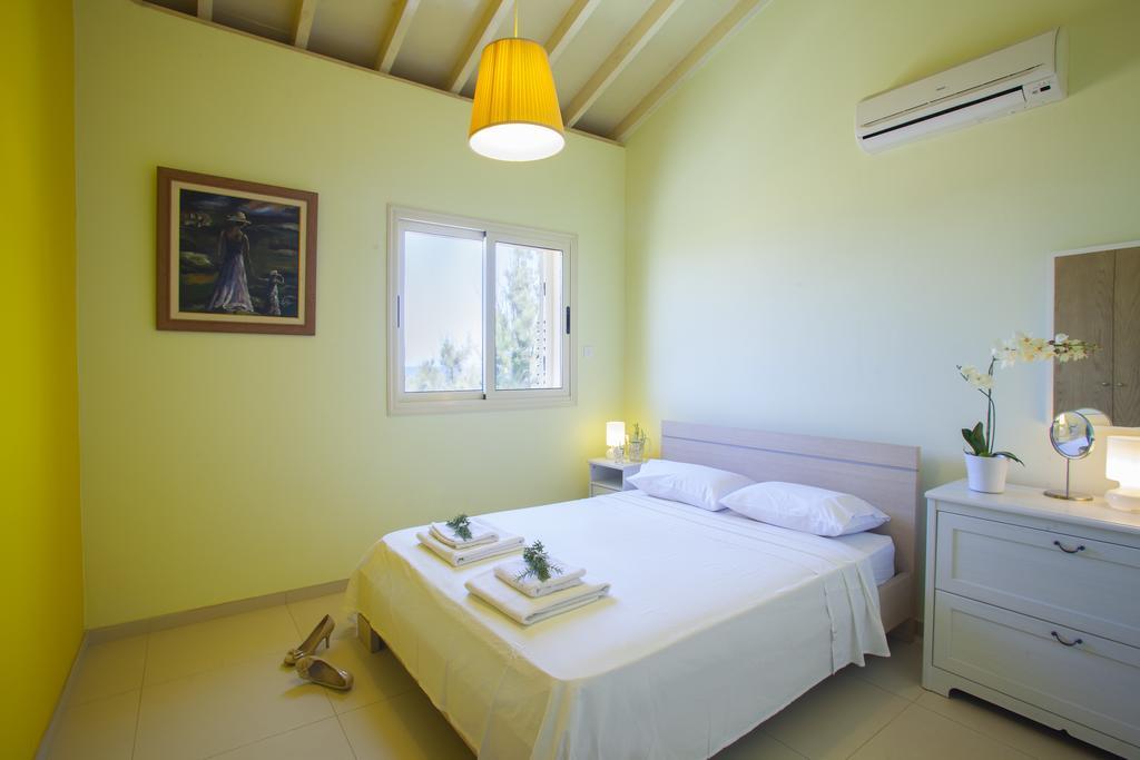 House 7, The Artisan Resort Protaras Room photo