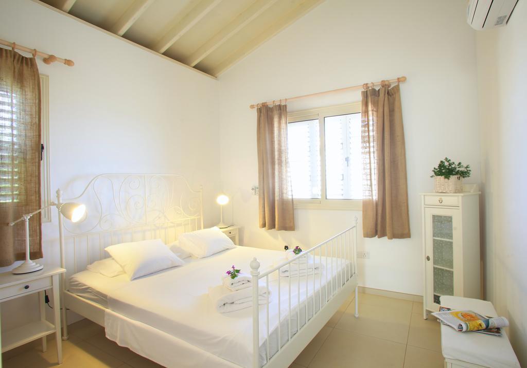 House 7, The Artisan Resort Protaras Room photo