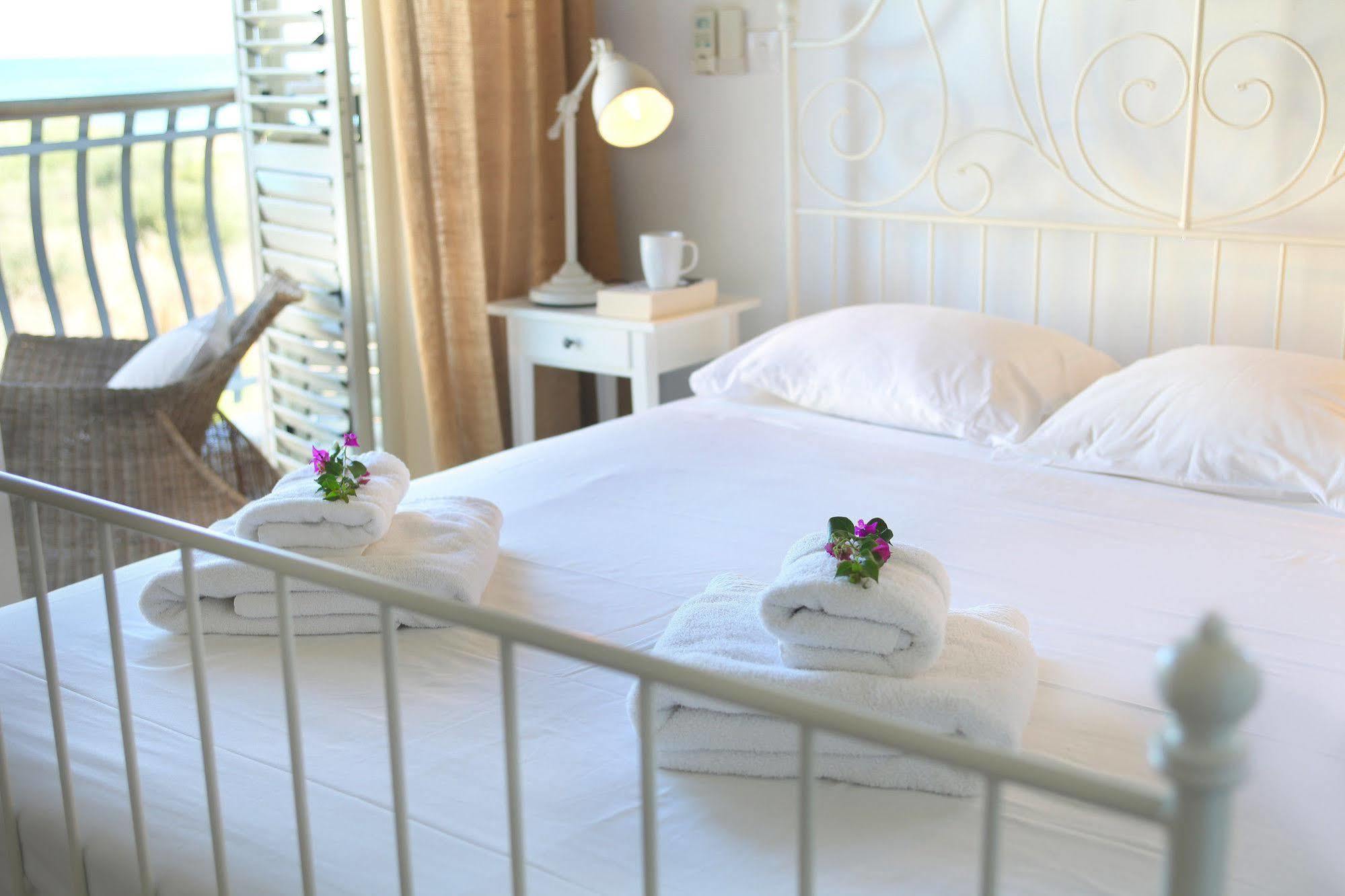 House 7, The Artisan Resort Protaras Exterior photo